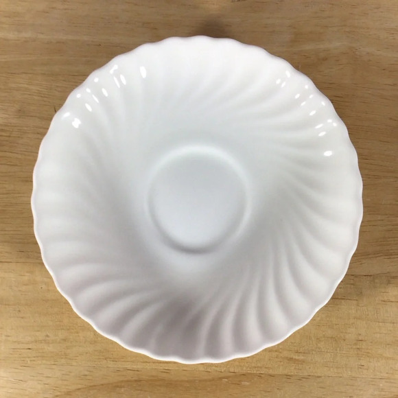 Vintage Minton White Fife Cup and Saucer - Set of 4 - Picture 8 of 10